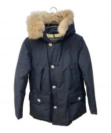 WOOLRICH（ウールリッチ）の古着「アークティックパーカー/ダウンジャケット」｜ブラック