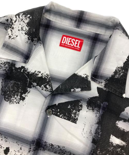 DIESEL（ディーゼル）DIESEL (ディーゼル) オープンカラーシャツ ブラック×ホワイト サイズ:48の古着・服飾アイテム