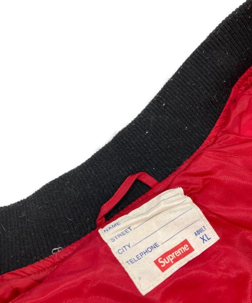 SUPREME（シュプリーム）Supreme (シュプリーム) script varsity puffy jacket/ナイロンスタジャン レッド サイズ:XLの古着・服飾アイテム