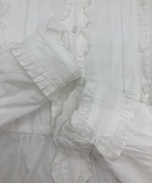 tumugu（ツムグ）tumugu (ツムグ) ふわふわコットンタックフリルブラウス ホワイト サイズ:FREEの古着・服飾アイテム