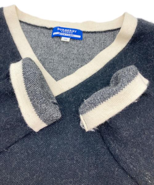 BURBERRY BLUE LABEL（バーバリー ブルー レーベル）BURBERRY BLUE LABEL (バーバリー ブルー レーベル) ロゴVネックニット ブラック サイズ:SIZE 38の古着・服飾アイテム