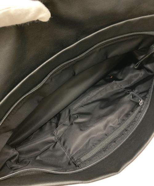 Cote&Ciel（コートエシエル）Cote&Ciel (コートエシエル) Riss Coated Canvas Black/メッセンジャーバッグ ブラックの古着・服飾アイテム