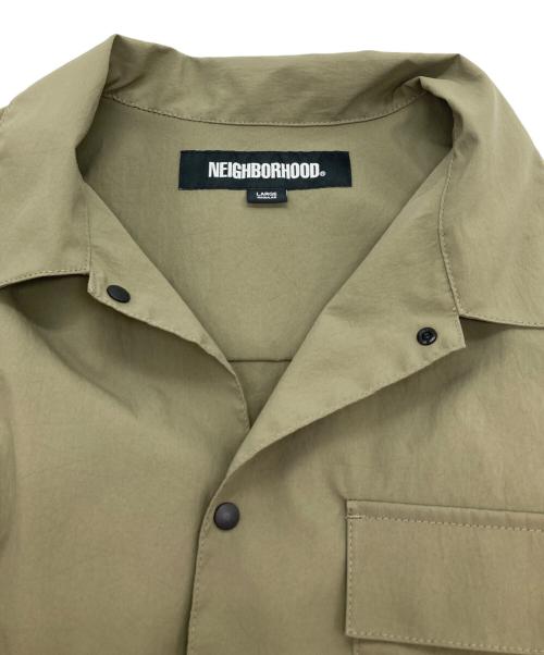 NEIGHBORHOOD（ネイバーフッド）NEIGHBORHOOD (ネイバーフッド) MULTIFUNCTIONAL SHIRT/ナイロンシャツ カーキ サイズ:Lの古着・服飾アイテム