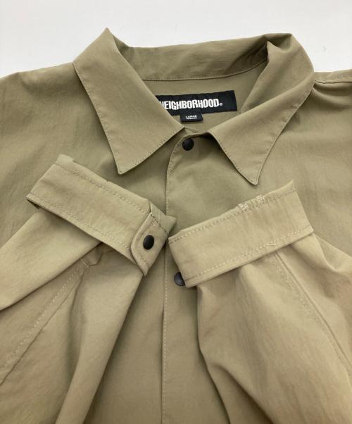 NEIGHBORHOOD（ネイバーフッド）NEIGHBORHOOD (ネイバーフッド) MULTIFUNCTIONAL SHIRT/ナイロンシャツ カーキ サイズ:Lの古着・服飾アイテム
