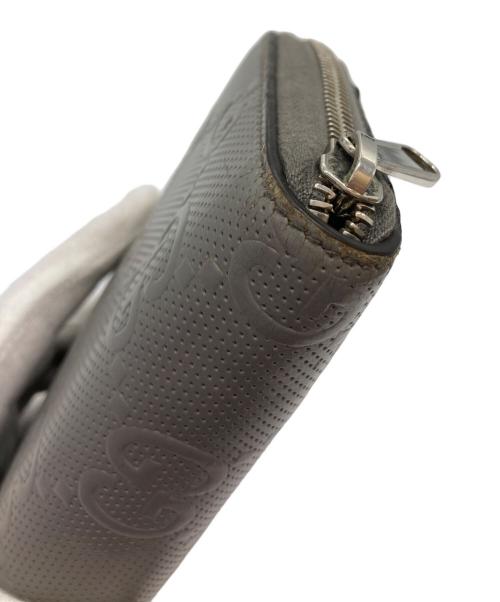 GUCCI（グッチ）GUCCI (グッチ) GGエンボスジップアラウンドウォレット長財布 グレーの古着・服飾アイテム