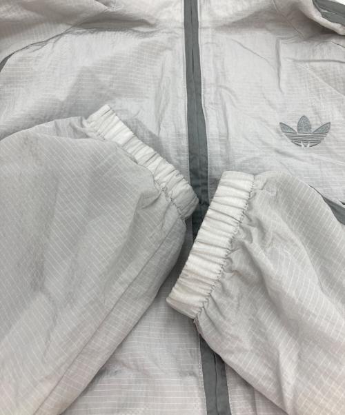 adidas（アディダス）adidas (アディダス) ジップアップジャケット/2000s ウーブントラックトップ グレー サイズ:Ⅿの古着・服飾アイテム