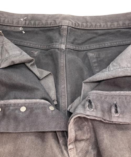 Maison Margiela（メゾンマルジェラ）Maison Margiela (メゾンマルジェラ) 後染めカットオフデニムパンツ グレー サイズ:34の古着・服飾アイテム