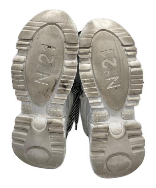N°21（ヌメロヴェントゥーノ）N°21 (ヌメロヴェントゥーノ) ダッドスニーカー ホワイト サイズ:23の古着・服飾アイテム