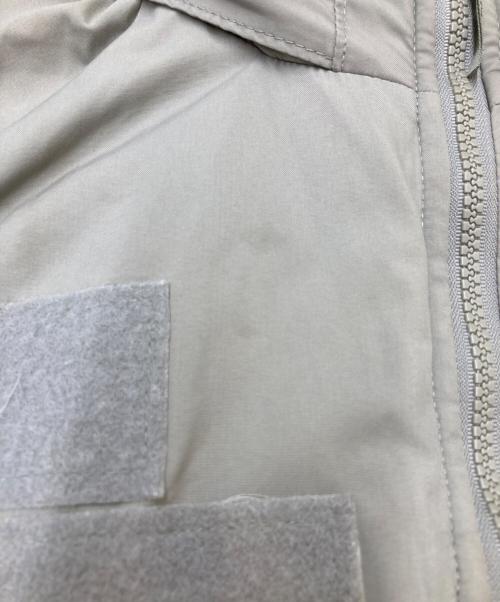 US ARMY（ユーエスアーミー）US ARMY (ユーエスアーミー) GEN Ⅲ ECWCS LEVEL7/プリマロフトジャケット カーキ サイズ:Ⅿの古着・服飾アイテム