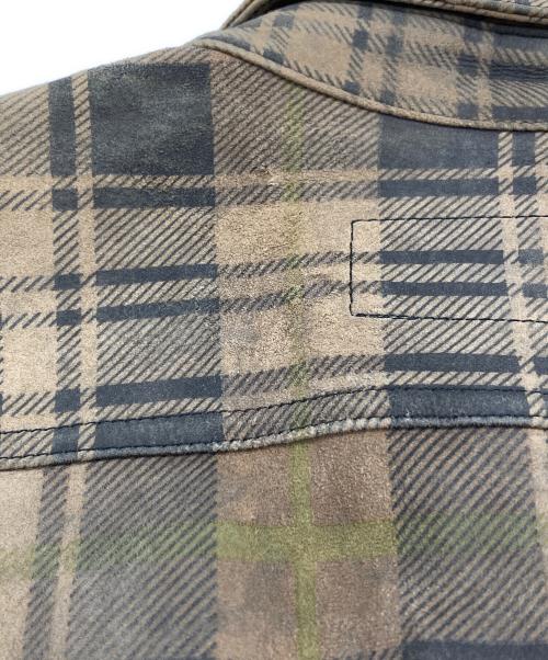 ISAMU KATAYAMA BACKLASH（イサムカタヤマ・バックラッシュ）ISAMU KATAYAMA BACKLASH (イサムカタヤマ・バックラッシュ) シープレザー転写チェックシャツ ブラウン サイズ:2の古着・服飾アイテム
