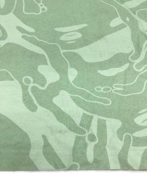 Aape BY A BATHING APE（エーエイプ バイ アベイシングエイプ）AAPE BY A BATHING APE (エーエイプ バイ アベイシングエイプ) ラバーワッペンカモ柄Tシャツ グリーン サイズ:XLの古着・服飾アイテム