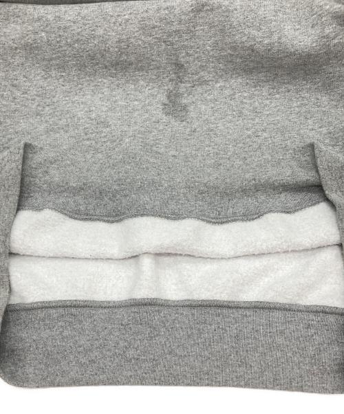 SUPREME（シュプリーム）Supreme (シュプリーム) Small Box Logo Sweatshirt/スウェット グレー サイズ:Sの古着・服飾アイテム