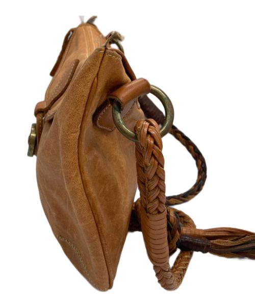 ISAMU KATAYAMA BACKLASH（イサムカタヤマ・バックラッシュ）ISAMU KATAYAMA BACKLASH (イサムカタヤマ・バックラッシュ) バッファローレザーショルダーバッグ ブラウンの古着・服飾アイテム