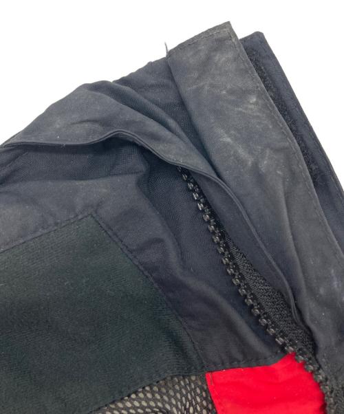 Berghaus（バーグハウス）Berghaus (バーグハウス) ナイロンジャケット ブラック サイズ:XLの古着・服飾アイテム