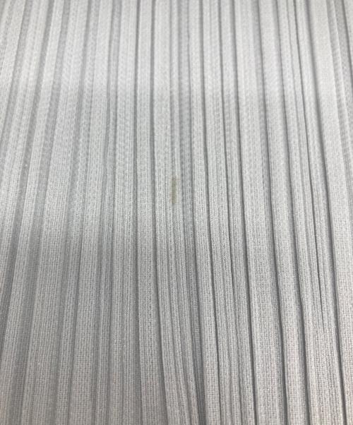 PLEATS PLEASE（プリーツプリーズ）PLEATS PLEASE (プリーツプリーズ) ハーフスリーブプリーツカットソー ライトグレー サイズ:3の古着・服飾アイテム