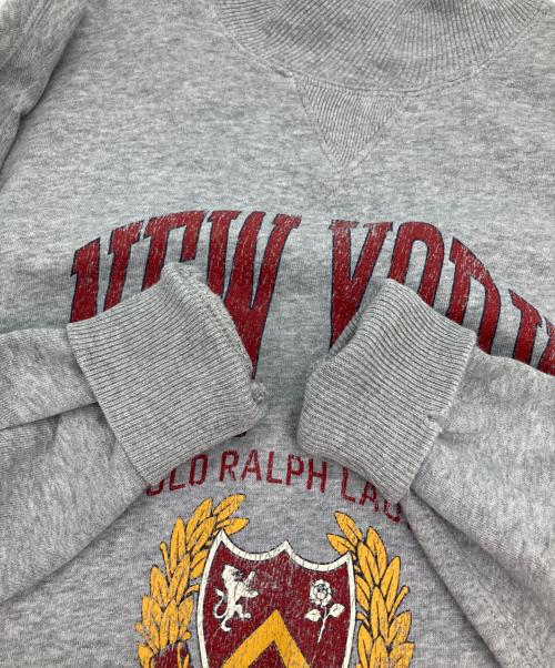 POLO RALPH LAUREN（ポロ・ラルフローレン）POLO RALPH LAUREN (ポロ・ラルフローレン) 3段プリントスウェット グレー サイズ:XSの古着・服飾アイテム
