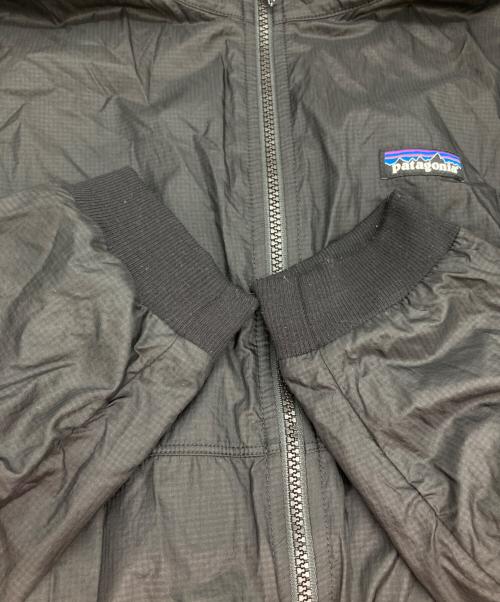 Patagonia（パタゴニア）Patagonia (パタゴニア) リバーシブル・シェルド・マイクロディニ・ジャケット グレー サイズ:XLの古着・服飾アイテム