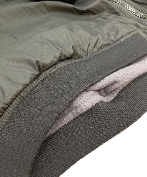 Patagonia（パタゴニア）Patagonia (パタゴニア) リバーシブル・シェルド・マイクロディニ・ジャケット グレー サイズ:XLの古着・服飾アイテム