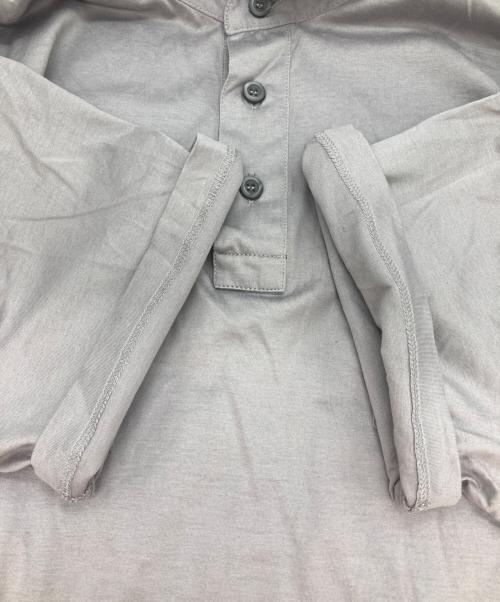 PRADA（プラダ）PRADA (プラダ) ポロシャツ グレー サイズ:XLの古着・服飾アイテム