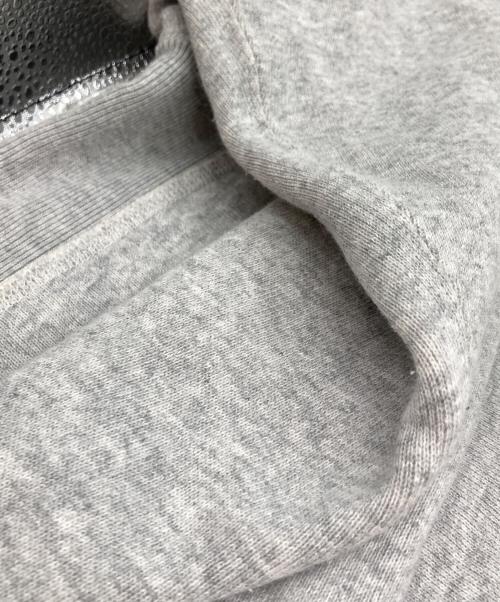 Champion REVERSE WEAVE（チャンピオン リバース ウィーブ）Champion REVERSE WEAVE (チャンピオン リバース ウィーブ) Disney (ディズニー) プリントスウェット グレー サイズ:Ⅼの古着・服飾アイテム