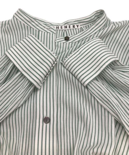 SHENERY（シーナリー）SHENERY (シーナリー) ストライプバンドカラーシャツ ホワイト×グリーン サイズ:FREEの古着・服飾アイテム
