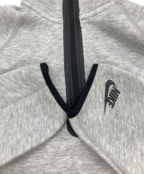 NIKE（ナイキ）NIKE (ナイキ) テックフリースハーフジップスウェット グレー サイズ:Sの古着・服飾アイテム
