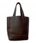 ISSEY MIYAKE (イッセイミヤケ) レザーハンドバッグ ブラウン：13000円