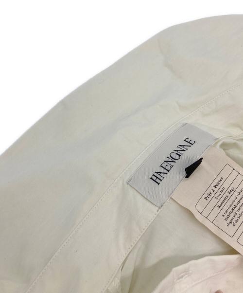 HAENGNAE（ヘンネ）HAENGNAE (ヘンネ) フリルショルダーシャツブラウス ベージュ サイズ:FREEの古着・服飾アイテム