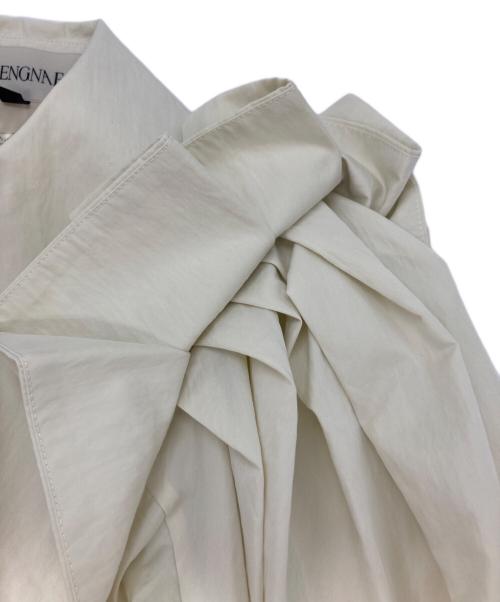 HAENGNAE（ヘンネ）HAENGNAE (ヘンネ) フリルショルダーシャツブラウス ベージュ サイズ:FREEの古着・服飾アイテム