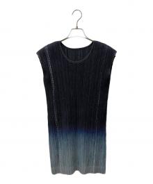 PLEATS PLEASE（プリーツプリーズ）の古着「転写グラデーションノースリーブワンピース」｜ブルー×ブラック