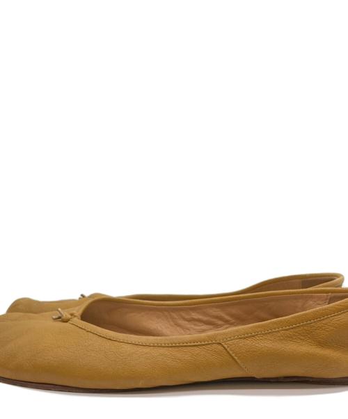 Maison Margiela（メゾンマルジェラ）Maison Margiela (メゾンマルジェラ) Tabiフラットバレエシューズ イエロー サイズ:40の古着・服飾アイテム