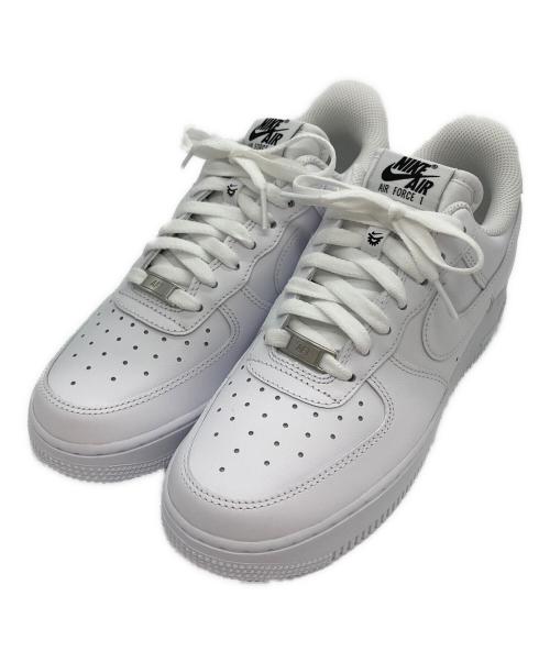 NIKE（ナイキ）NIKE (ナイキ) ローカットスニーカー ホワイト サイズ:24.0の古着・服飾アイテム