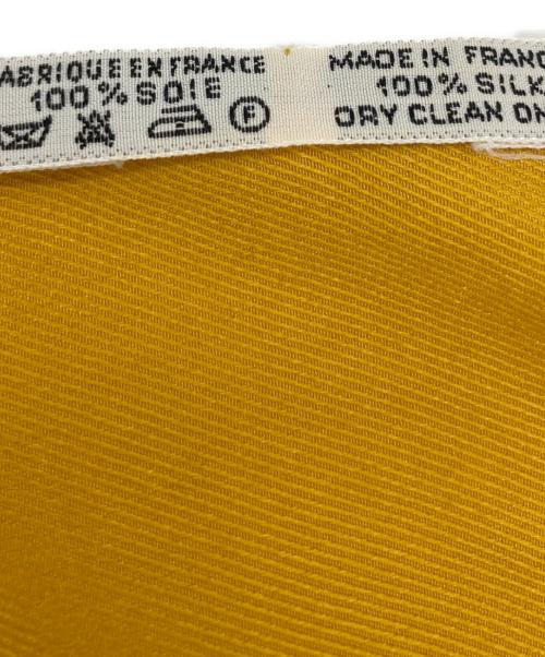 HERMES（エルメス）HERMES (エルメス) シルクスカーフ イエローの古着・服飾アイテム