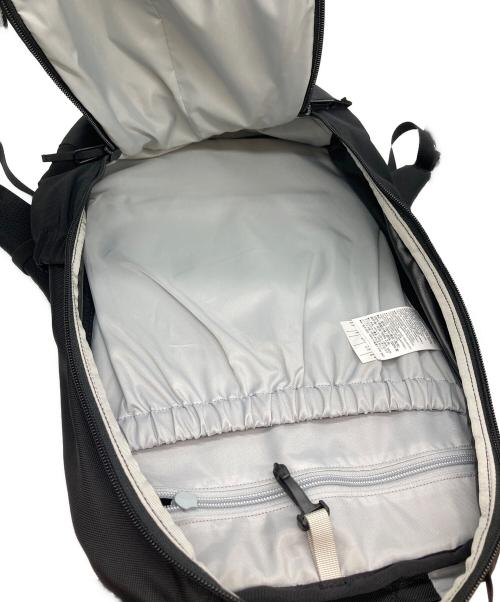 ARC'TERYX（アークテリクス）ARC'TERYX (アークテリクス) リュック/ Mantis 26 Backpack ブラックの古着・服飾アイテム