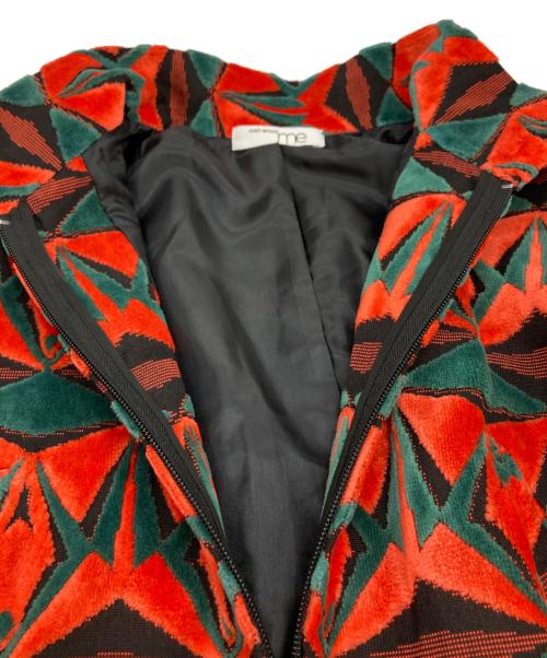 me ISSEY MIYAKE（ミーイッセイ ミヤケ）me ISSEY MIYAKE (ミーイッセイ ミヤケ) パイル地総柄コート オレンジ×グリーン サイズ:-の古着・服飾アイテム