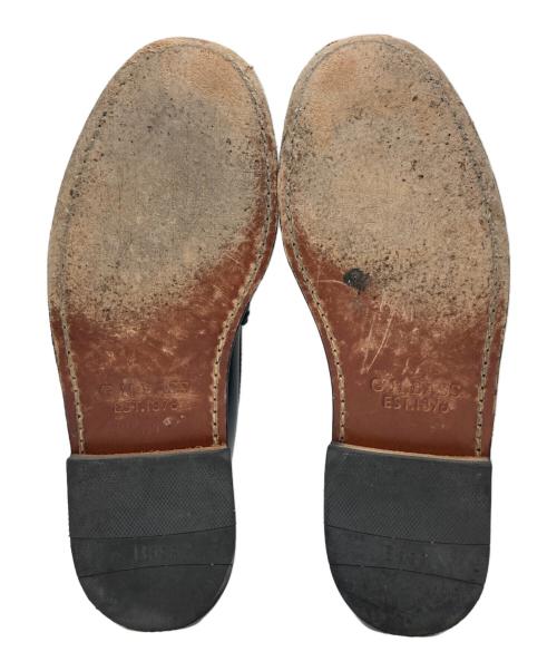 G.H.BASS（ジーエイチバス）G.H.BASS (ジーエイチバス) コインローファー ブラック×ホワイト サイズ:41の古着・服飾アイテム