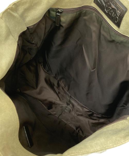 Salvatore Ferragamo（サルヴァトーレ フェラガモ）Salvatore Ferragamo (サルヴァトーレ フェラガモ) トートバッグ ベージュ サイズ:-の古着・服飾アイテム