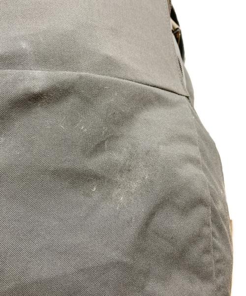 mountain dessigns（マウンテンデザインズ）mountain dessigns (マウンテンデザインズ) exodus75L/バックパック グレーの古着・服飾アイテム