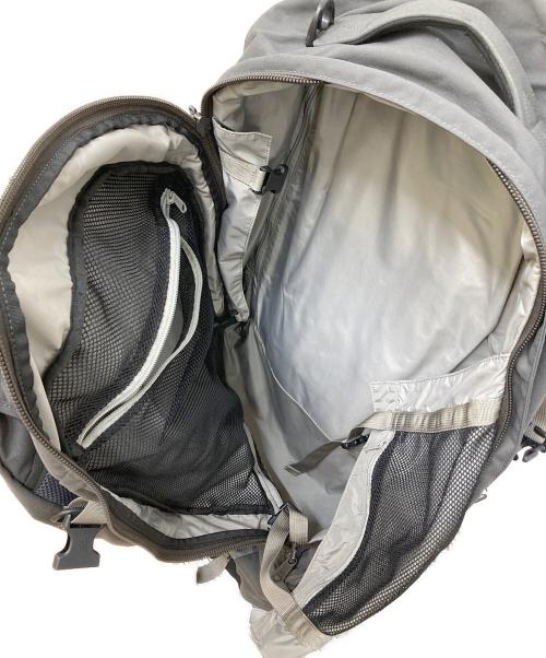 mountain desighns（マウンテンデザインズ）mountain desighns (マウンテンデザインズ) exodus75L/バックパック グレーの古着・服飾アイテム