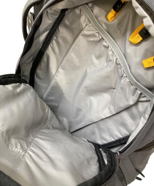 mountain desighns（マウンテンデザインズ）mountain desighns (マウンテンデザインズ) exodus75L/バックパック グレーの古着・服飾アイテム