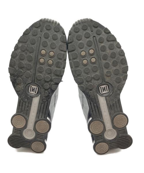 NIKE（ナイキ）NIKE (ナイキ) SHOX R4 METALLIC SILVER/ローカットスニーカー シルバー サイズ:28の古着・服飾アイテム