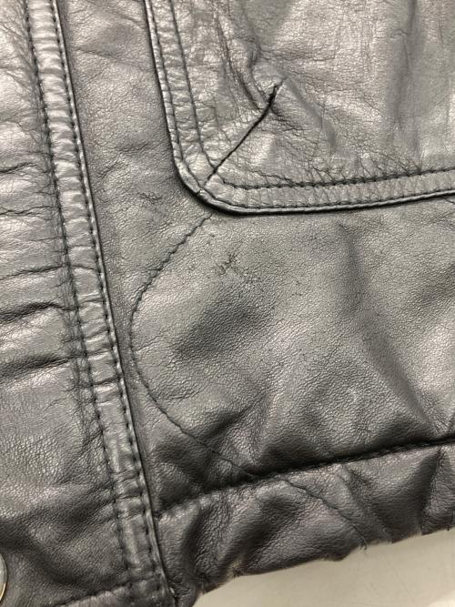 OVER THE COUNTER BY MCM（オーバー・ザ・カウンター・バイ・エム・シー・エム）OVER THE COUNTER BY MCM (オーバー・ザ・カウンター・バイ・エム・シー・エム) カウレザージャケット ブラック サイズ:Ｌの古着・服飾アイテム