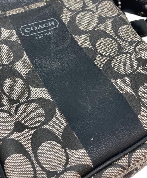 COACH（コーチ）COACH (コーチ) シグネチャーショルダーバッグ ベージュの古着・服飾アイテム