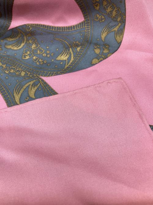 Christian Dior（クリスチャン ディオール）Christian Dior (クリスチャン ディオール) シルクスカーフ ピンクの古着・服飾アイテム