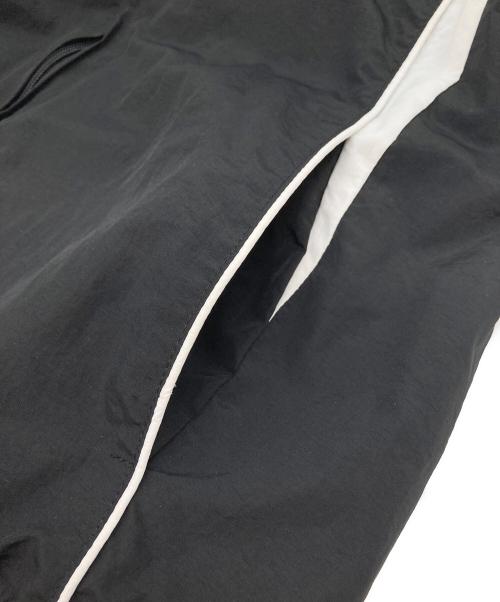 SUPREME（シュプリーム）SUPREME (シュプリーム) UMBRO (アンブロ) Track Jacket/コラボナイロントラックジャケット ブラック サイズ:XLの古着・服飾アイテム