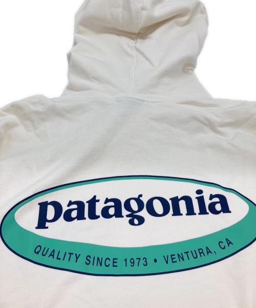 Patagonia（パタゴニア）Patagonia (パタゴニア) '95 オーバル・ロゴ・デイリー・フーディ/パーカー アイボリー サイズ:XLの古着・服飾アイテム