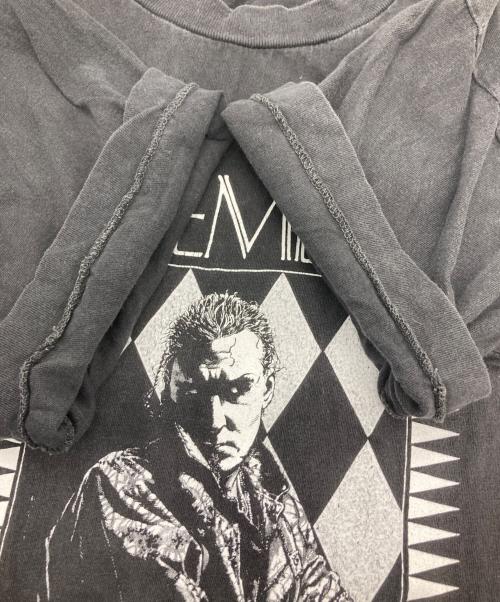 VAMPIRE THE MASQUERADE（ヴァンパイア:ザ・マスカレード）Vampire The Masquerade (ヴァンパイア:ザ・マスカレード) RPGゲームTシャツ グレー サイズ:-の古着・服飾アイテム