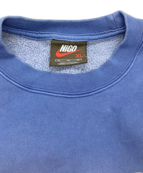 NIKE（ナイキ）NIKE (ナイキ) NIGO (二ゴー) NRG Crew Fleece/フロッキーロゴスウェット ブルー サイズ:XLの古着・服飾アイテム