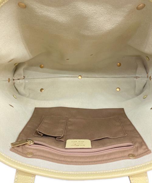 Salvatore Ferragamo（サルヴァトーレ フェラガモ）Salvatore Ferragamo (サルヴァトーレ フェラガモ) レザートートバッグ イエローの古着・服飾アイテム