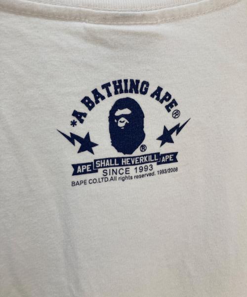 A BATHING APE（アベイシングエイプ）A BATHING APE (アベイシングエイプ) プリントTシャツ ホワイト サイズ:Lの古着・服飾アイテム